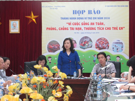 បំផុសខែធ្វើសកម្មភាពដើម្បីកុមារឆ្នាំ២០១៦